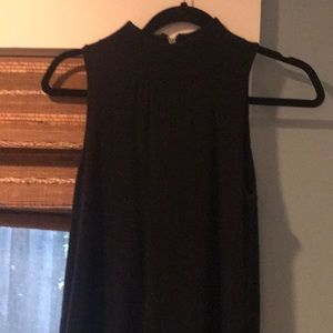Black sleeveless cashmere dress